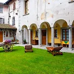 Casa Borgo * كانوبيو